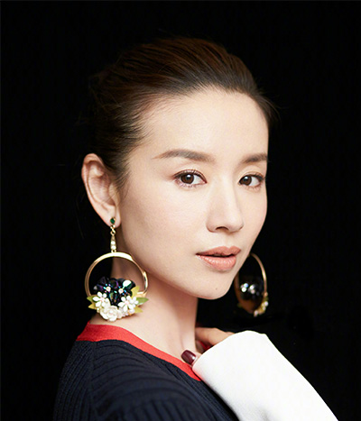 董洁 董洁