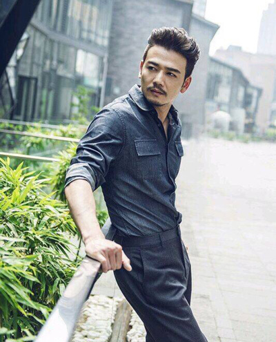 杨烁
